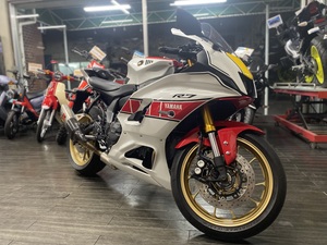 夏季休暇(8/10、13〜16)