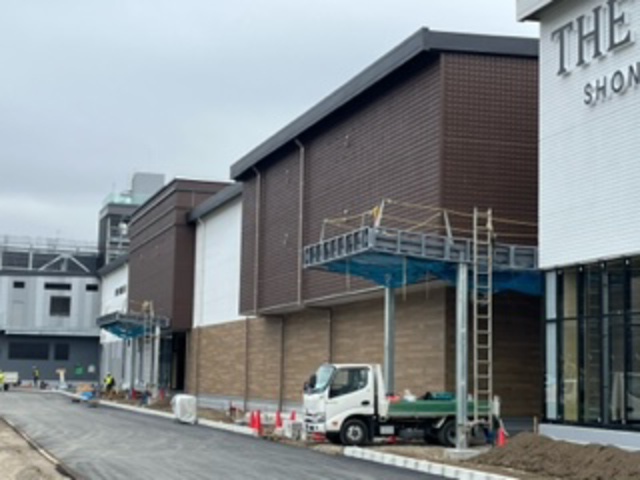 平塚ショッピングモール新築工事