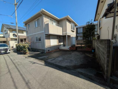 【徳島市住吉一丁目】4SLDK・2,380万円｜リフォーム済み・駐車最大5台可能！