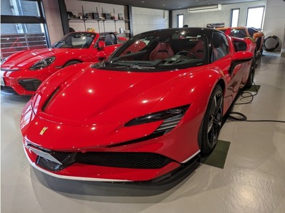 【車両本体価格4,290万円】フェラーリ SF90ストラダーレ F1 DCT E4WD