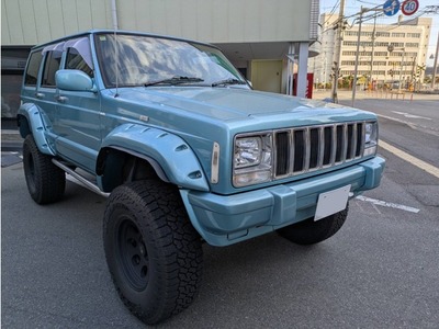 【車両本体価格125万円】ジープ チェロキー スポーツ 4WD