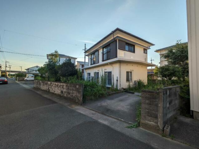 【680万円】徳島県板野郡北島町中村字東中須｜角地・土地約68坪の6DK中古住宅