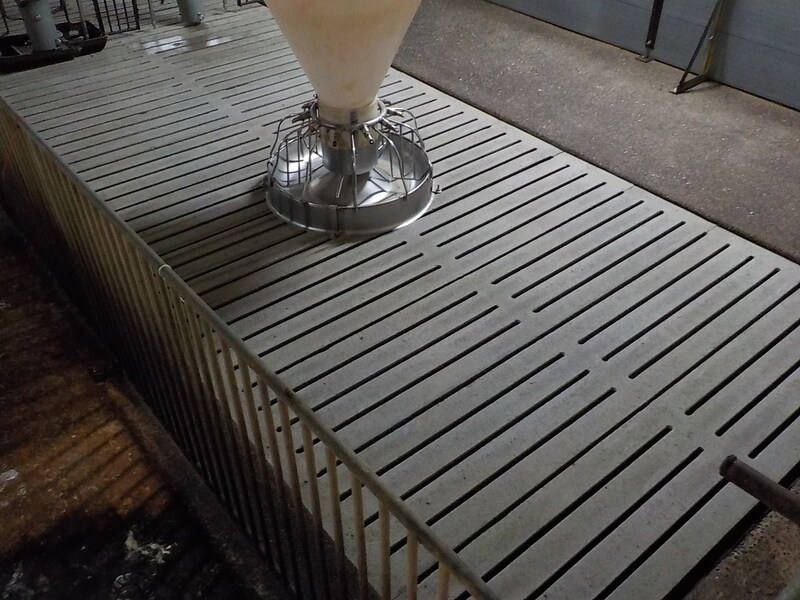 コンクリートスノコ