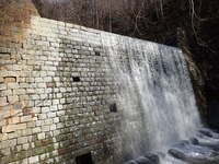 R4えん堤_施工状況-2（目地充填工）