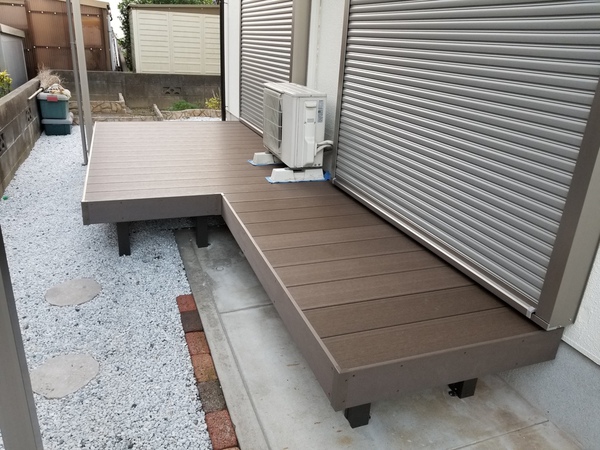 エクステリア工事　デッキ工事