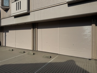 大治町　シャッター塗装