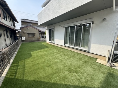 一宮市　人口芝敷設工事