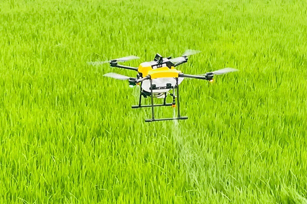 ドローン農薬散布の料金相場とは？