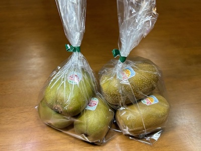 甘くて大好評！ゴールドキウイ・レッドキウイ入荷！