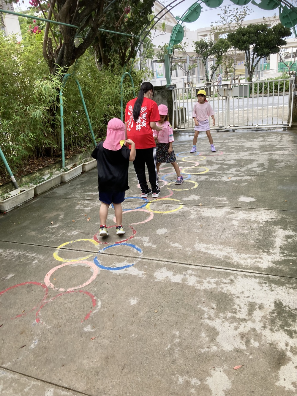 実習生が来てくれました♪（沖縄こども専門学校）