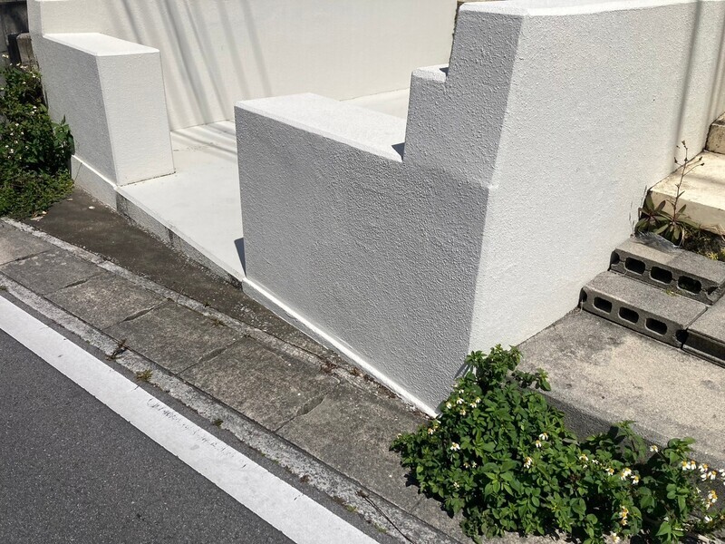 北谷町　ブロック塀塗装工事