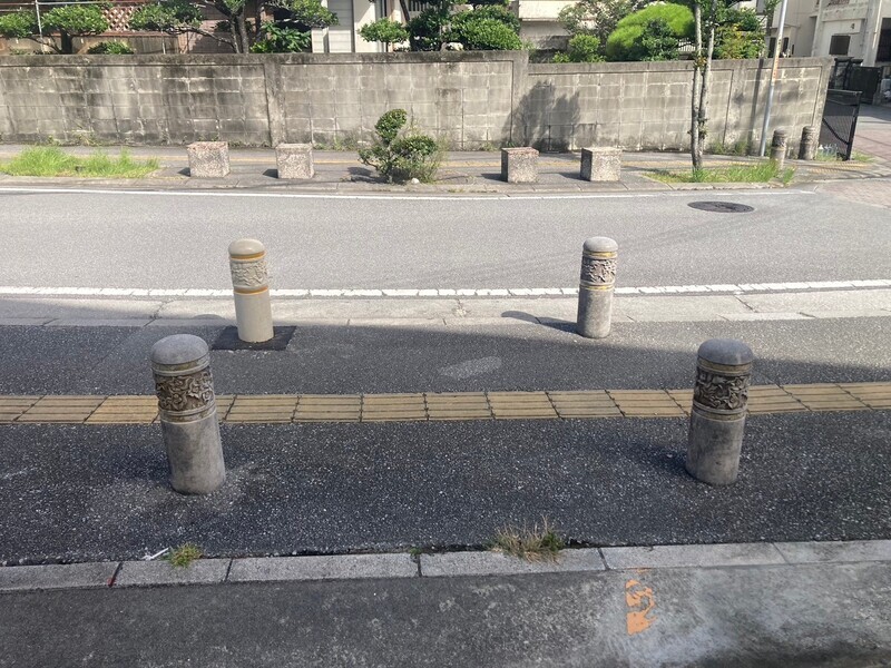 西原町　ボラード復旧