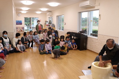 R7.12.25　おもちつき