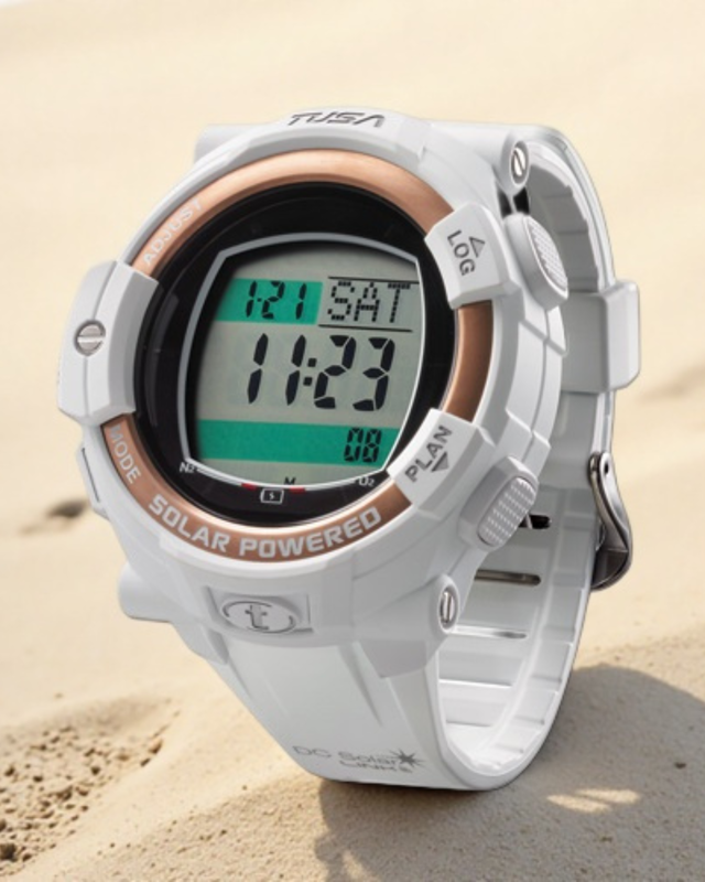 「2025年版おすすめダイブコンピューター比較ガイド｜GARMIN Descent・TUSA・AQUALUNG完全レビュー」