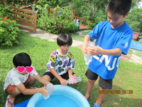 R05/09/22　プールで〇〇だ！