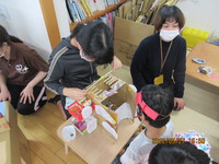 R04/05/27　ダンボール製作