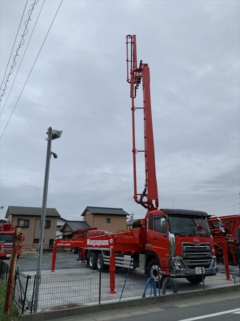 m3ホンポ【 愛媛産 】切れ端５.５㎏ クヌギ炭×2箱 ヨドバシ.com - 増田屋 国産 高知県 なら・くぬぎ切炭 [3kg