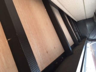 【横浜市泉区での雨漏りの修理】軒天の下から見た様子②