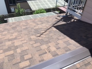 【横浜市泉区での雨漏りの修理】ファイバー材の屋根の吹き替え③