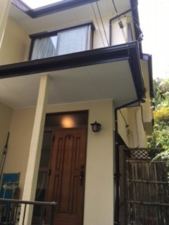 【横浜市港南区での雨漏りの修理】モルタル壁の外壁塗装④