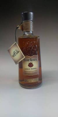 フォアローゼス　シングルバレル　700ml