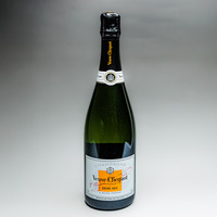 ヴーヴクリコ　ドミセック　750ml