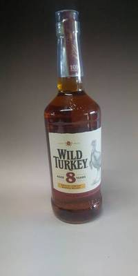 ワイルドターキー　8Y　700ml