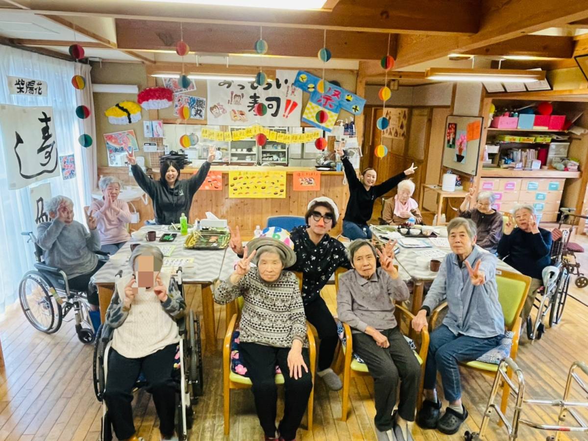 幸せばんざい! ピースな気持ち!楽しさあふれるゆめさとへ 幸せばんざい! ピースな気持ち!楽しさあふれるゆめさとへ