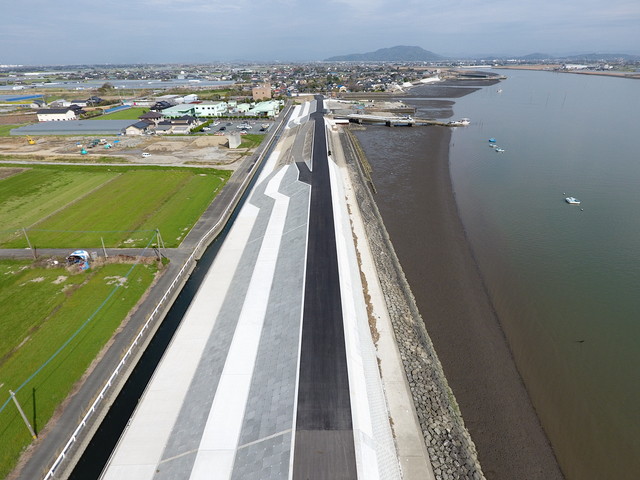 緑川海路口地区(3工区)築堤工事