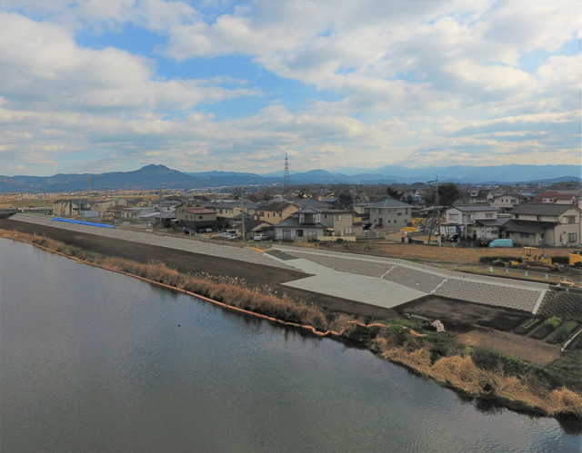 熊本市宅地液状化防止事業(秋津町秋田地区)対策工事(その2)のうち護岸工事
