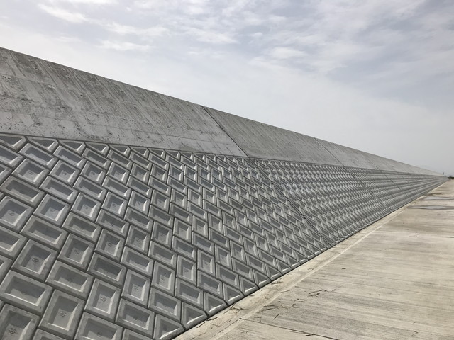 緑川綱津地区(3工区)築堤工事