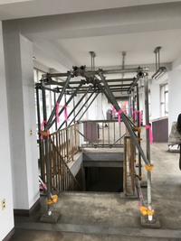 配管補修用足場と吊り架