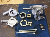 ＮＣ０７Ｅ(^_-)-☆<br />
説明不足なホンダＣＢＸ４００Ｆのエンジンです(^^♪<br />
腰下はあまり滅多に開けないですから１度でキメたい場所ですね(^_-)-☆<br />
当店ではついでだとか他店がだとかというお話は致しません(^^)/<br />
常にお客様のご要望ご予算そして熱意にお答えする様日々努力を重ねてます(^^♪<br />
迷ったらぜひ１度ご相談だけでもしてみて下さい(^_-)-☆