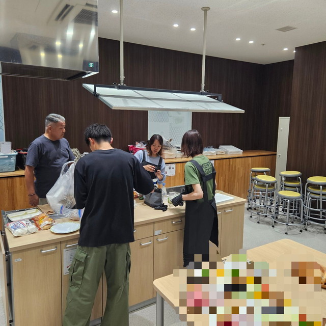 2025年9月19日-「秘境グランピング」。来春開業に向けて開業準備も本格化です。本日はご宿泊者様への夕食&朝食の料理メニュー開発の試食会。事業主様には栄養管理士もおられるので安心安全は勿論「ここならではの工夫」満載のお料理が完成しそうです。来月はお料理撮影をし11月1日の公式サイトローンチに備えます(徳島県)