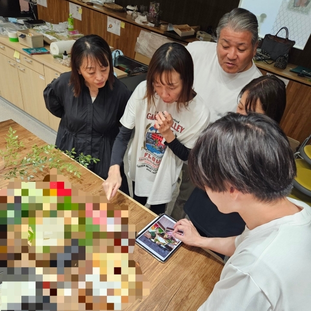 2025年10月19日-来春開業予定の徳島県「秘境グランピング」。施設の目玉の一つである地産地消料理(夕食、朝食、オプション等)の撮影会が終了しました。 11月のティザーサイトでの公開が楽しみ過ぎる内容です!