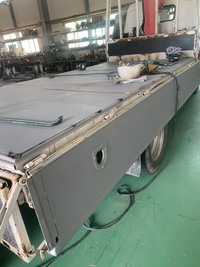 ユニック荷台板交換・鉄板張り替え作業