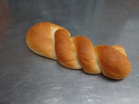 米粉ツイストパン