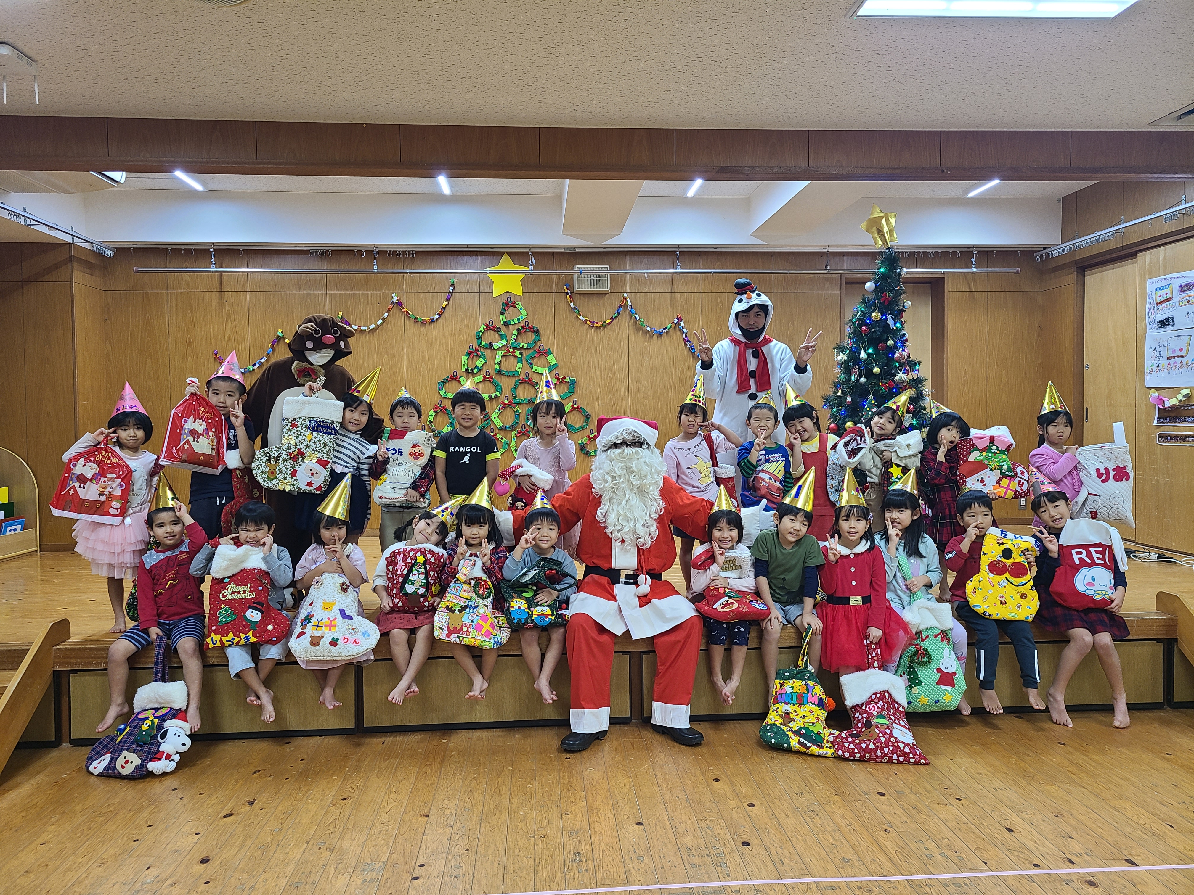 ☆MerryChristmas☆クリスマス会楽しみました~??(ぞう・らいおん組) ☆MerryChristmas☆クリスマス会楽しみました~??(ぞう・らいおん組)