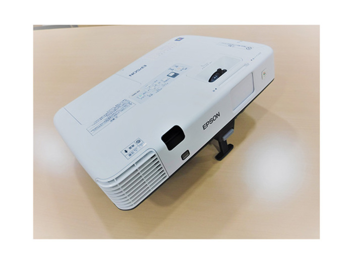 プロジェクター(大)